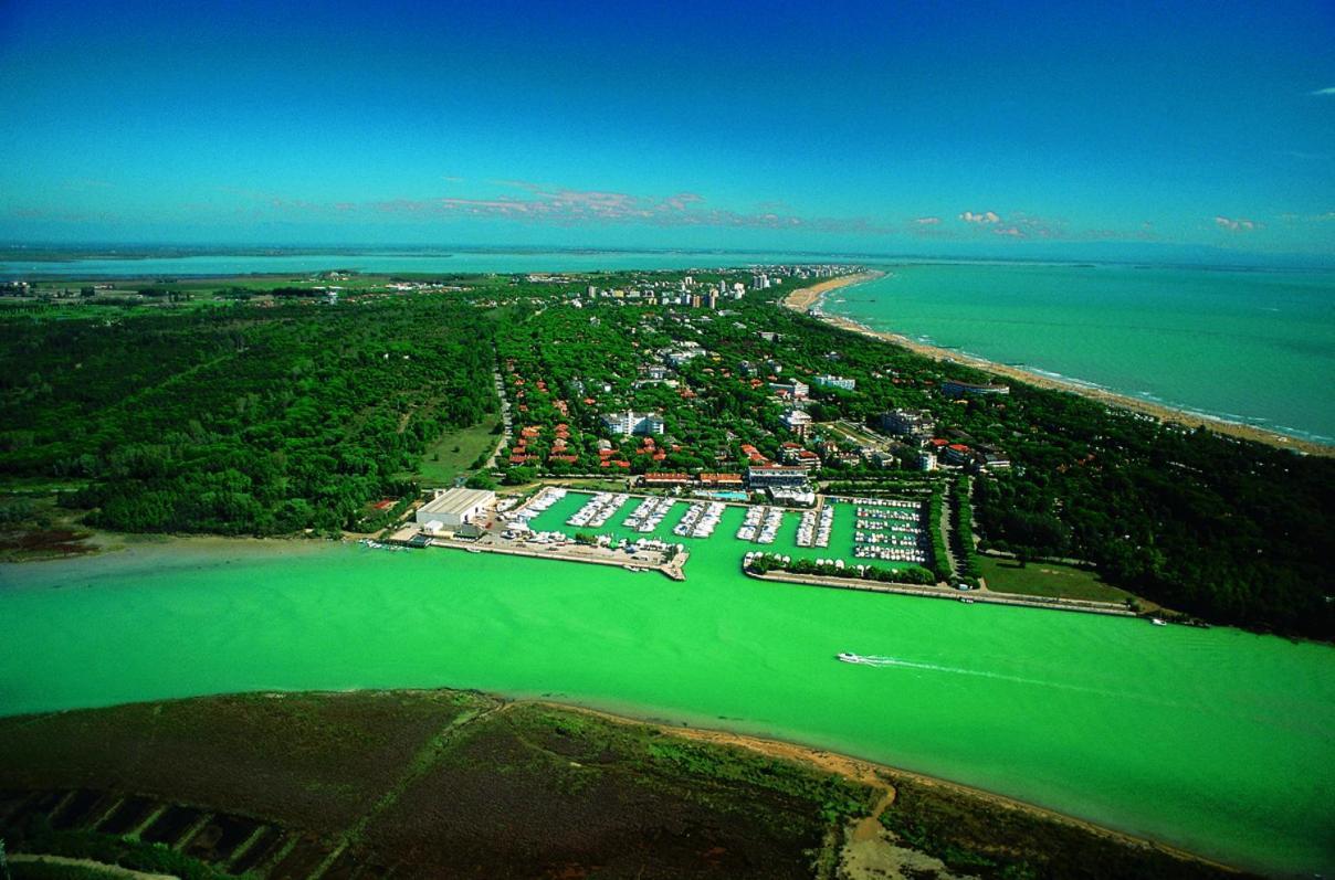 Lignano Close To The Beach Lignano Sabbiadoro Exteriér fotografie